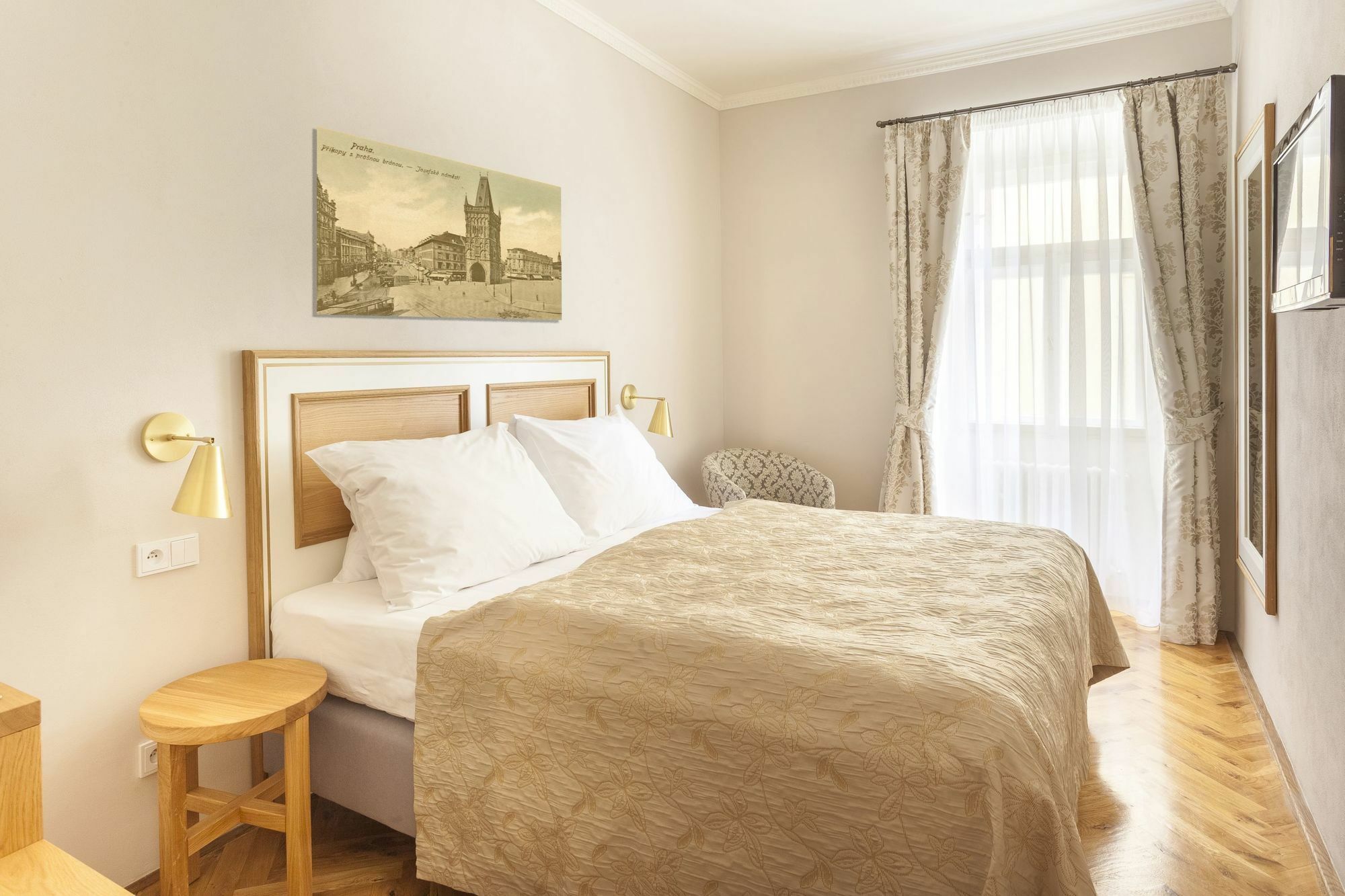 Hotel At The Golden Scissors Prague Ngoại thất bức ảnh