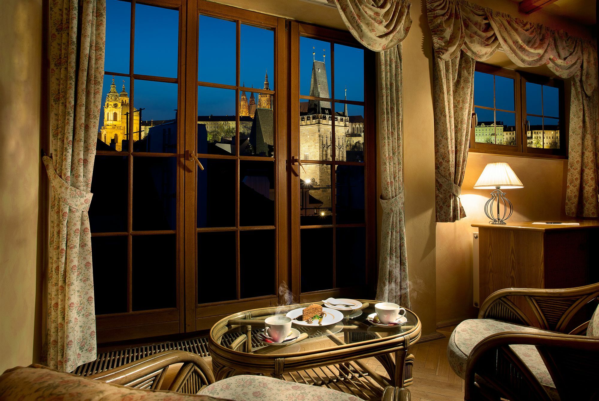 Hotel At The Golden Scissors Prague Ngoại thất bức ảnh